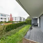 Rivus With Parking In By Renters Апартаменти