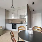 Rivus With Parking In By Renters Апартаменти *