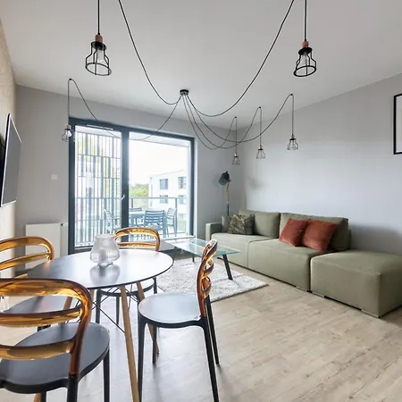 Rivus With Parking In By Renters Apartament *
