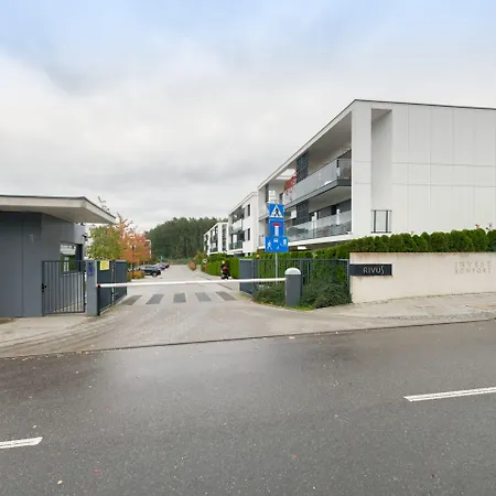 Rivus With Parking In By Renters Gdynia