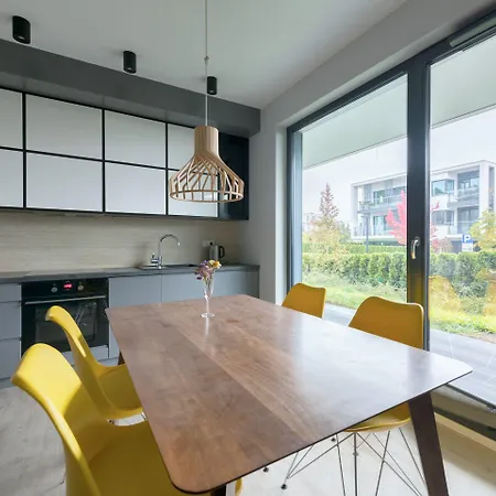 Rivus With Parking In By Renters Gdynia