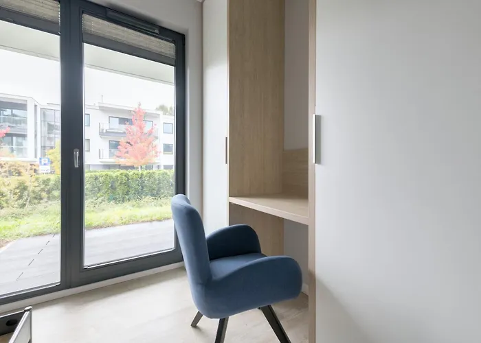 Rivus With Parking In By Renters דירה *