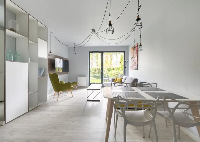 Rivus With Parking In By Renters דירה גדינייה