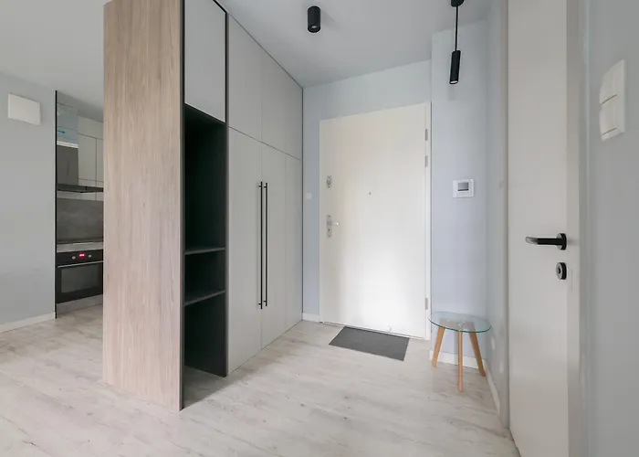 Rivus With Parking In By Renters * גדינייה